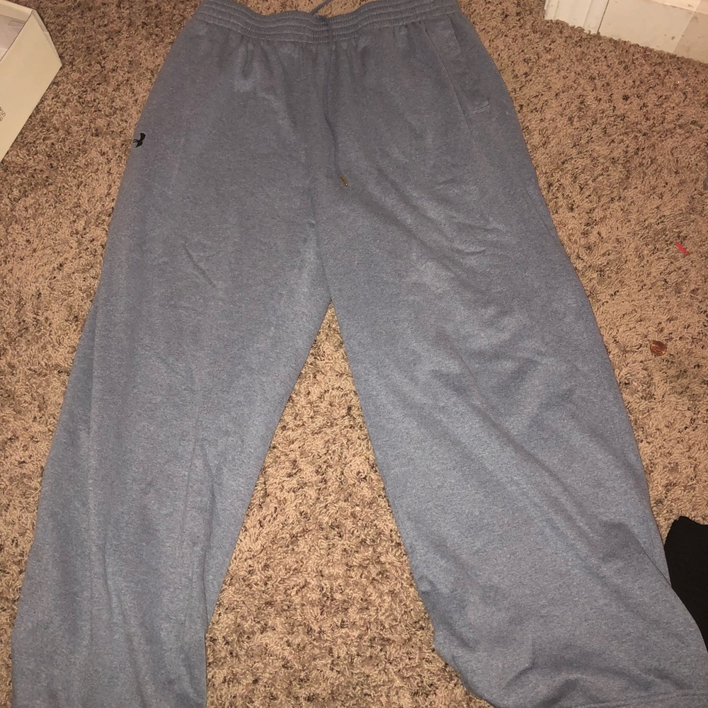 Blue/gray underarmor sweatpants